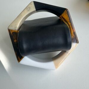 🖤 Chunky Geometric Resin Bangle Black White Amber Hexagon Statement Bracelet
